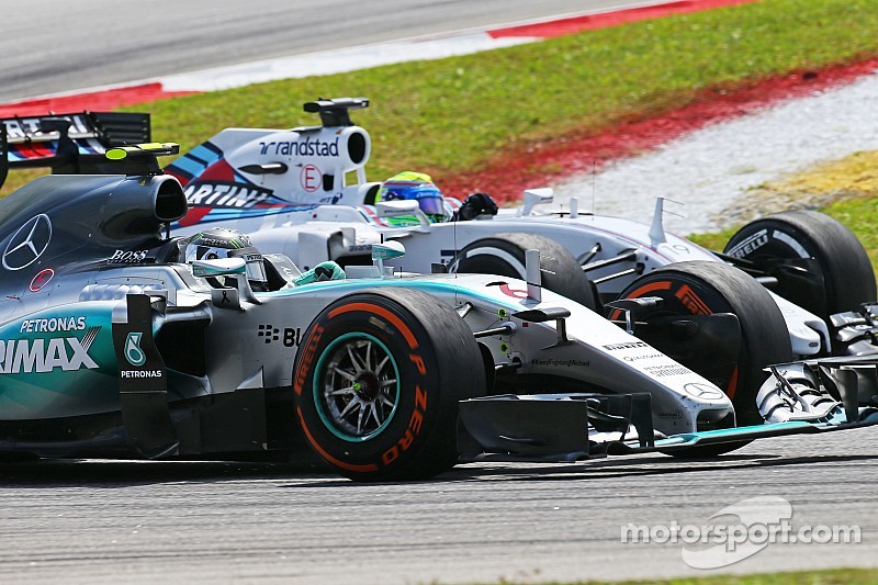 Rosberg, enojado por la falta de información