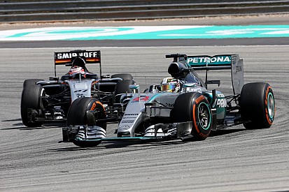 Hamilton regrets F1 strategy decisions