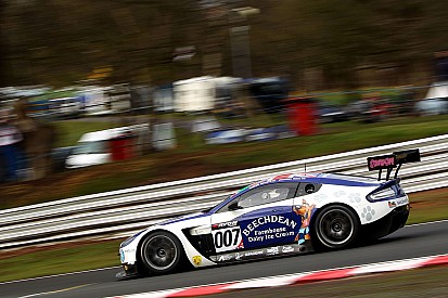 Adam y Griffin toman las poles para el British GT