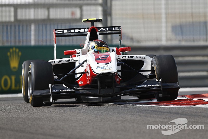 Kirchhöfer quickest on day one in Valencia