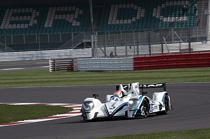Ланкастер принёс поул Greaves Motorsport в Сильверстоуне