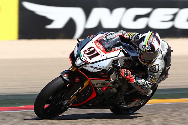 Хэслам завоевал поул на этапе WSBK в Альканисе