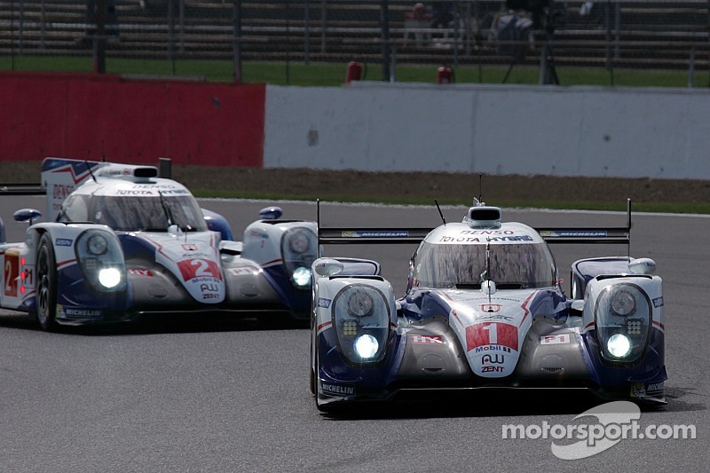 #1 Toyota Racing Toyota TS040-Hybrid : Anthony Davidson, Sébastien Buemi, Kazuki Nakajima