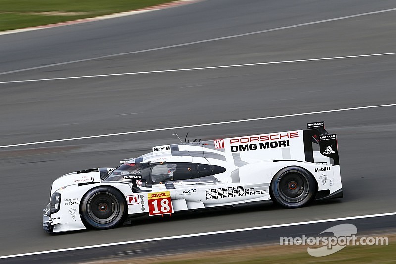 #18 Porsche Team Porsche 919 Hybrid : Romain Dumas, Neel Jani, Marc Lieb