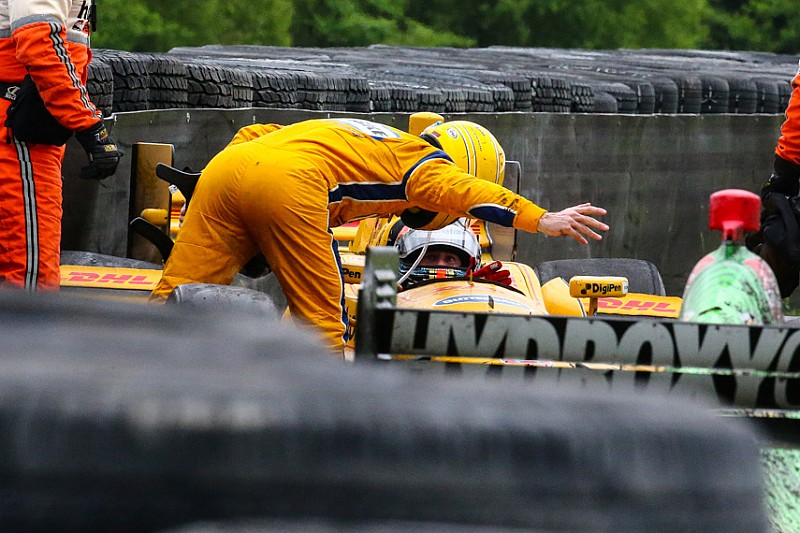 Simon Pagenaud, Team Penske Chevrolet y Sebastien Bourdais, KVSH Racing