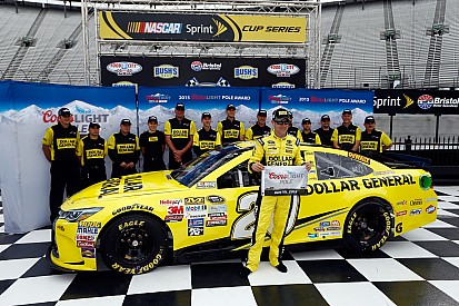 Kenseth se lleva la pole position