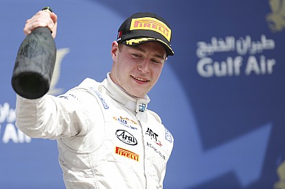 Vandoorne scores stunning victory in GP2 opener