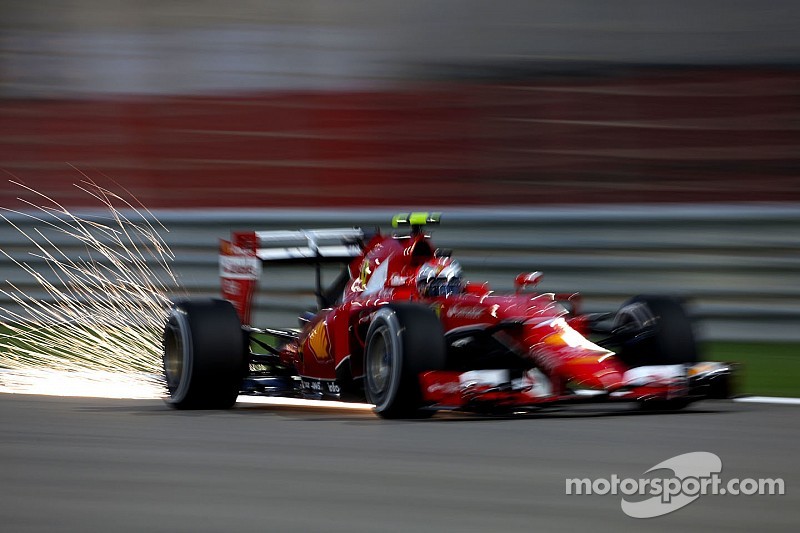GP de Baréin, resultados de la carrera: Kimi divide a Mercedes