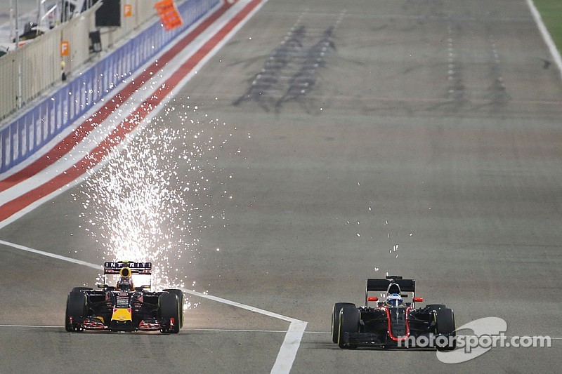 Analysis: Why engines are an easy scapegoat for F1 woes
