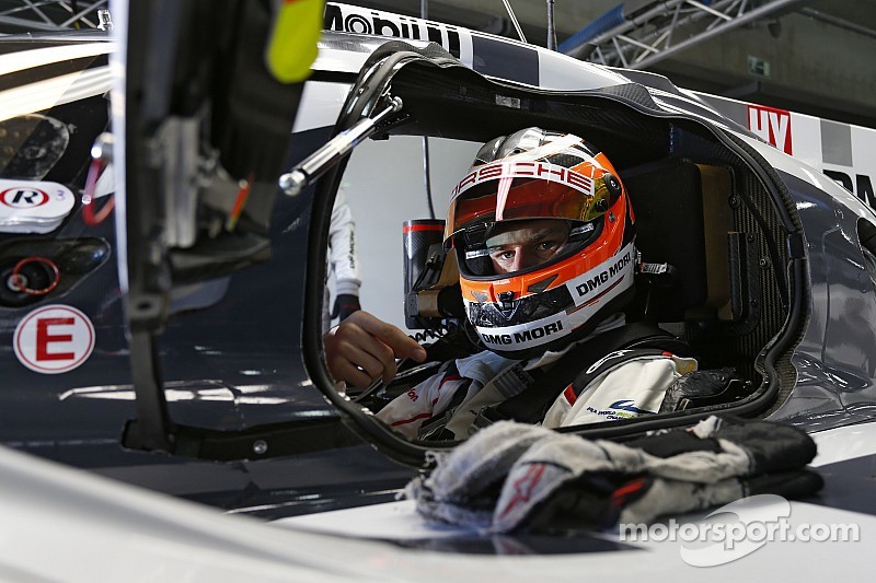 Hulkenberg completes Le Mans rookie training