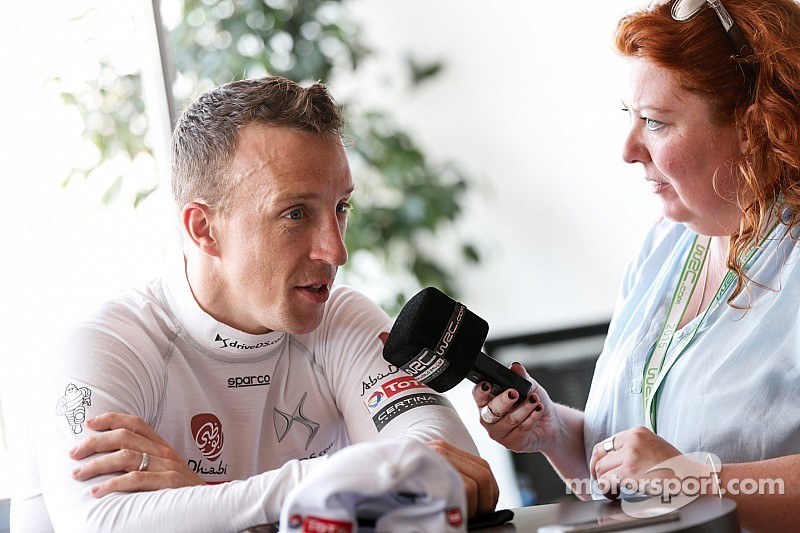 Meeke termina el primer día como líder