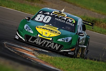 Brazilian Stock Car: Marcos Gomes on pole position at Velopark circuit