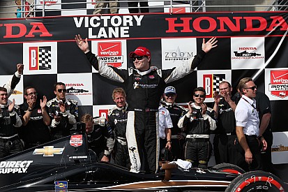 Newgarden breaks through for first IndyCar win at Barber
