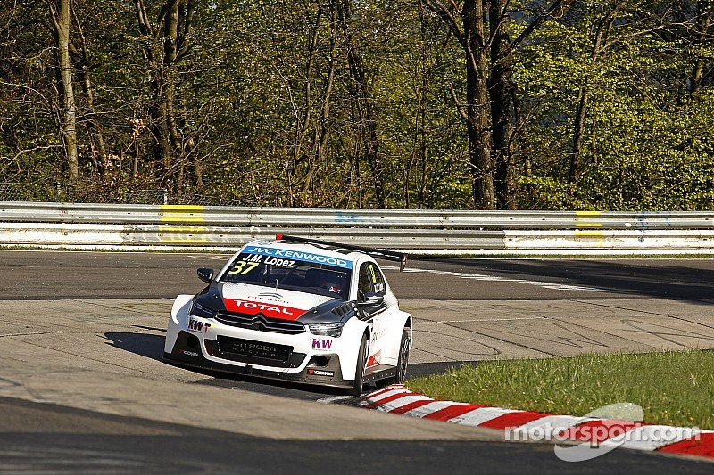 'Pechito' López domina pruebas en Nürburgring