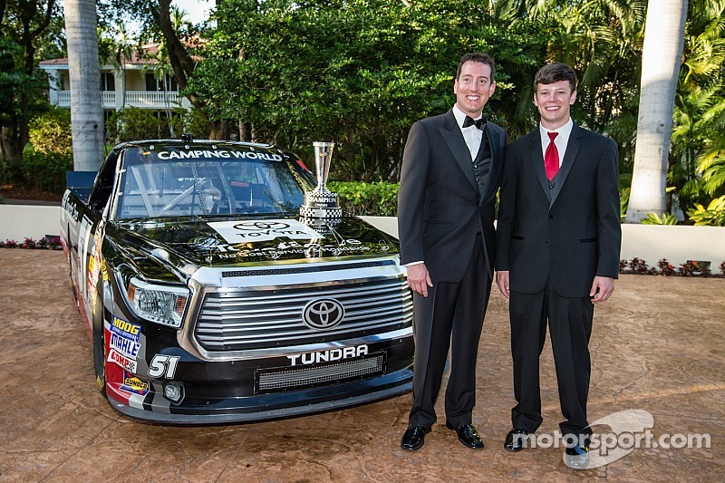 Erik Jones to sub for injured Kyle Busch at Kansas