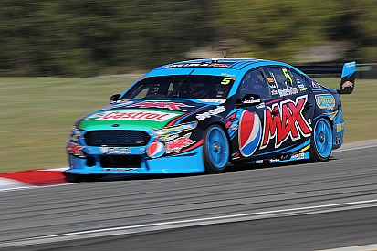 Mostert, Winterbottom share V8 poles in Perth