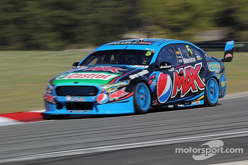 Mostert, Winterbottom share V8 poles in Perth
