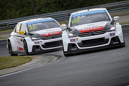 Muller leads Valente after qualifying in Hungary