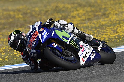 Lorenzo stuns with record Jerez pole