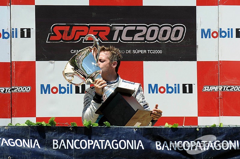 Girolami probará un Lada
