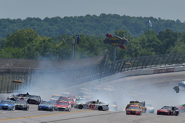 La falta de banderas amarillas en Talladega