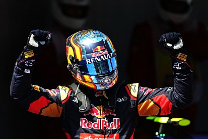 Sainz celebrates "very special" result