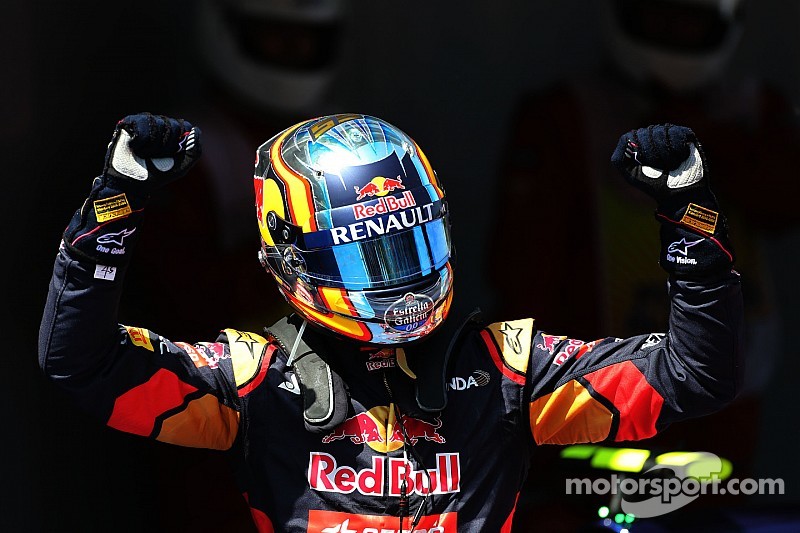Sainz celebrates "very special" result