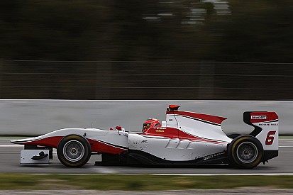 Barcelona GP3: Ocon dominates season opener