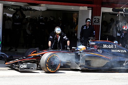 A difficult afternoon for McLaren-Honda on the Spanish GP