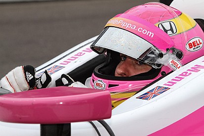 Pippa Mann sueña con brillar en las 500 de Indy