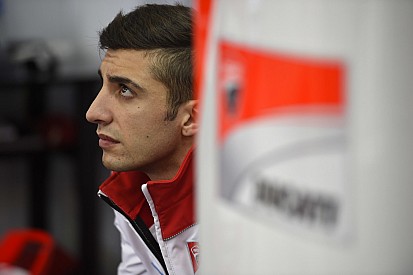 Iannone dislocates shoulder in test crash
