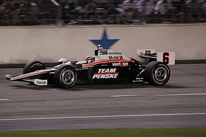 Briscoe mette la sua firma in Texas
