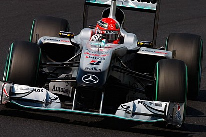 La Mercedes forse non nomina il terzo pilota
