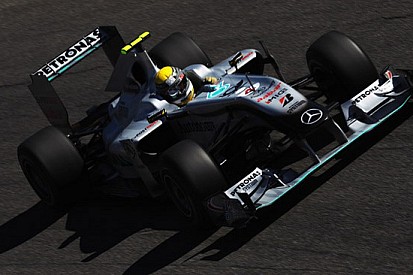 Rosberg lancia la sfida a Williams e Renault