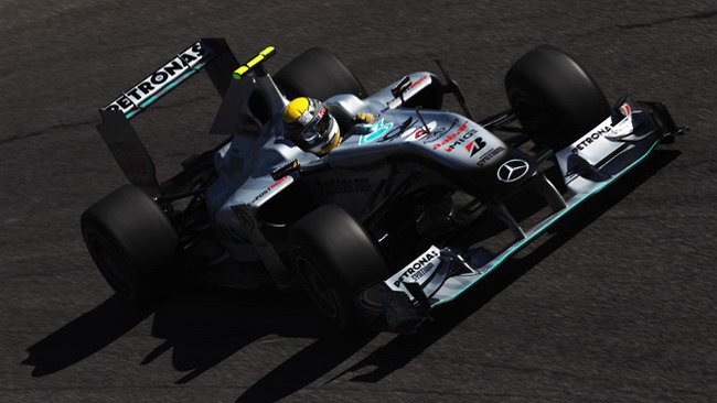 Rosberg lancia la sfida a Williams e Renault