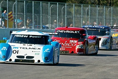 Nel 2011 si torna a Laguna Seca e Road America