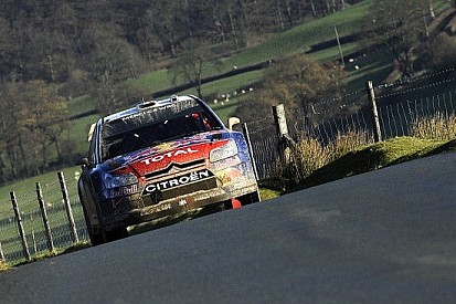 Galles, PS18: Loeb pare ormai lanciato
