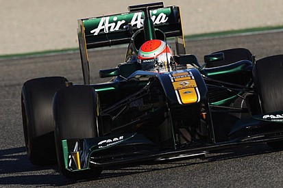 Il Team Lotus sfrutta il giorno extra a Valencia