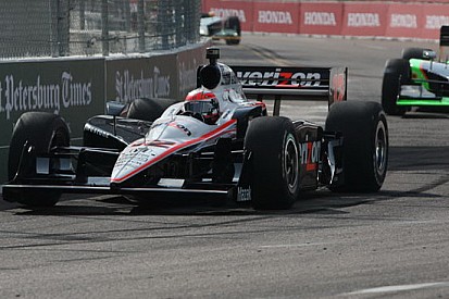 Will Power centra la pole a St. Petersburg