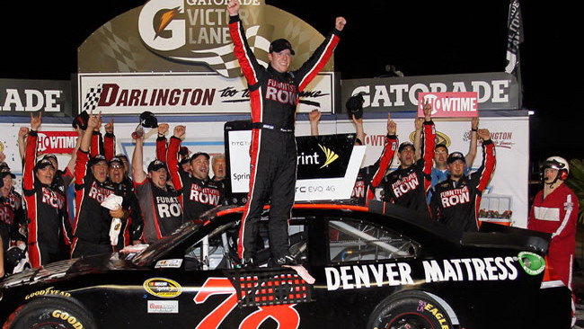 Prima vittoria per Regan Smith a Darlington