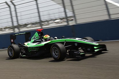 Sims svetta nelle Libere 1 a Valencia