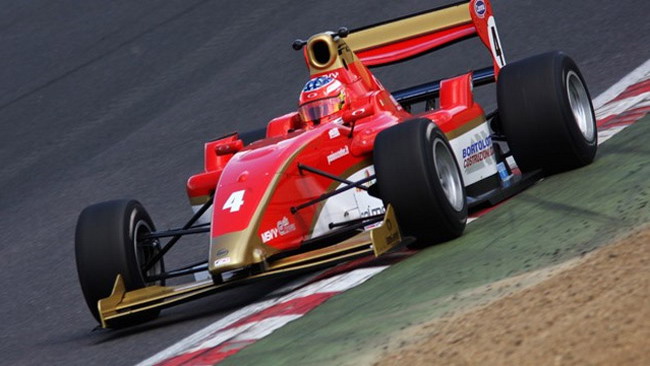 Bortolotti domina le prime libere a Brands Hatch