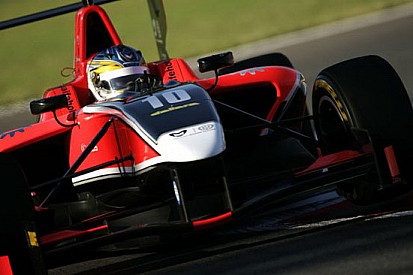 Quaife-Hobbs spera ancora con la pole