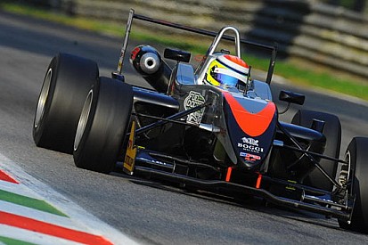 Fumanelli centra la pole anche a Jerez