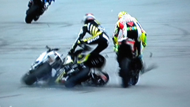 Traumi a testa, collo e torace fatali a Simoncelli