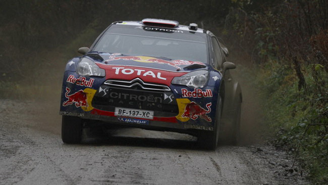 Galles, PS12: Latvala sbaglia e Loeb allunga