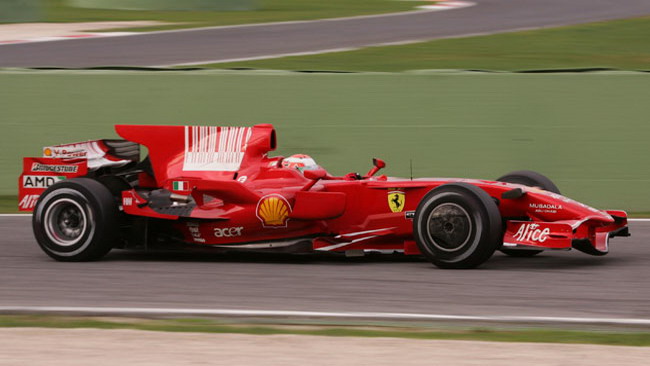 Tribune aperte a Vallelunga per il test Ferrari