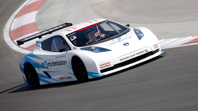 Nissan Leaf Nismo RC: test con il futuro delle corse