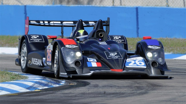 Nissan per ora rinuncia ad un programma LMP1