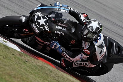 Sepang, Day 2, Ore 15: Honda ai box, poker Yamaha
